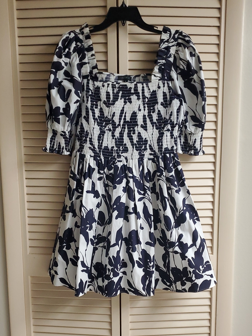 1.STATE WOMENS MINI FLORAL DRESS